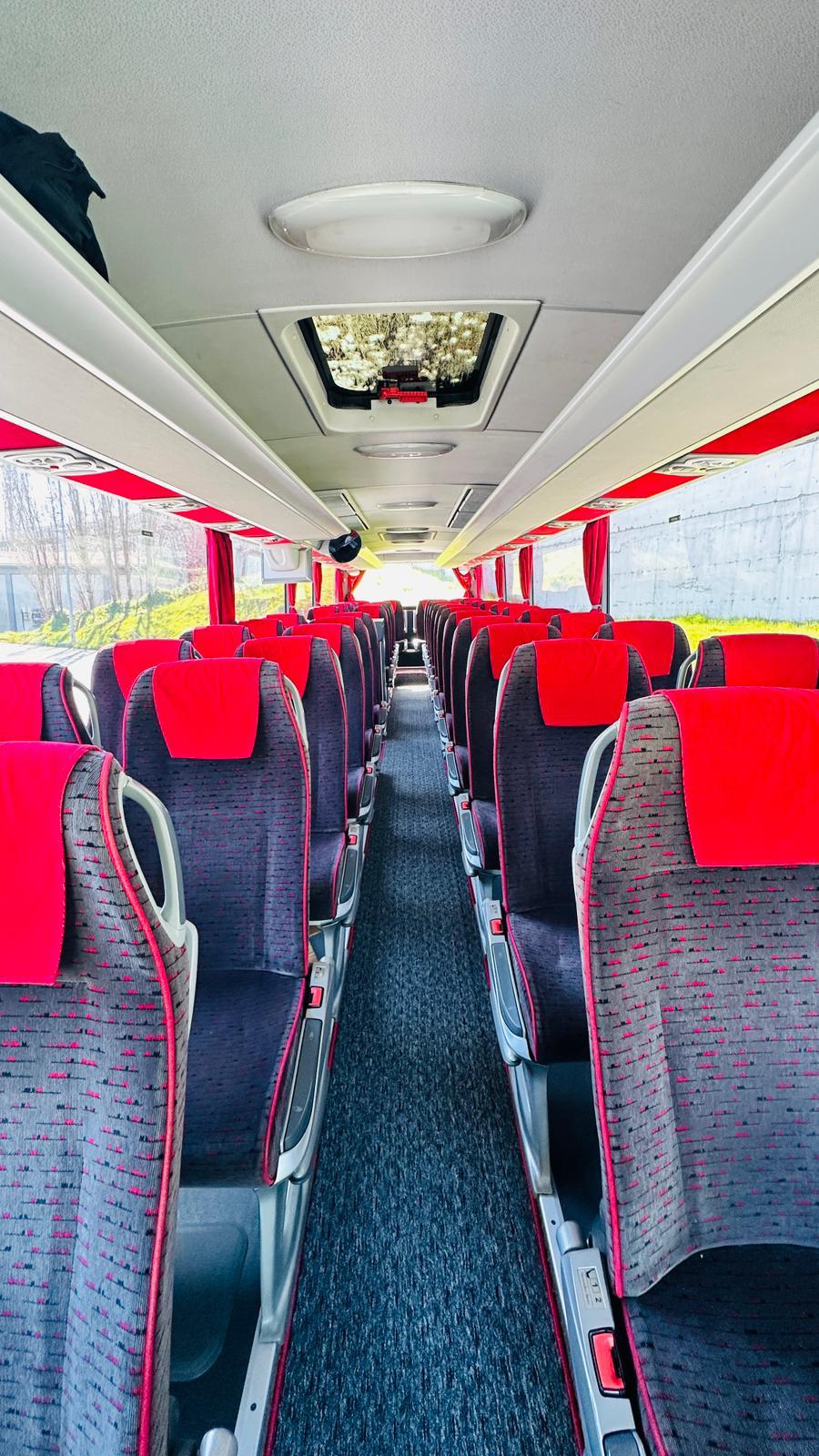 MERCEDES-BENZ TRAVEGO